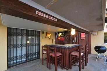 צימר Beachcomber Bay Guest House In South Africa