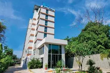 Hotel B2 Sea View Pattaya Boutique & Budget