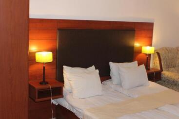 Diligence Hotel & Restaurant