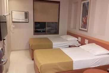 ホテル Sai Suraj Palace