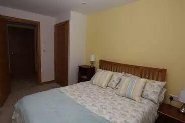 Pensiune Holywell Bay B&b