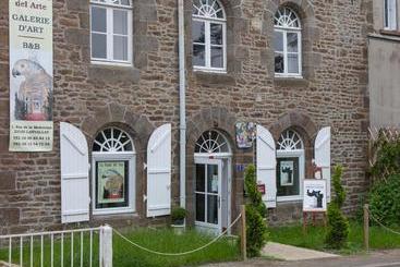 مبيت وإفطار La Tocade Del Arte   Dinan