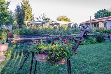 The Inn At Charlotte Bed And Breakfast