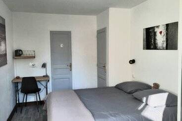 Aamiaismajoitus (B&B) Chez Isa Et Dens