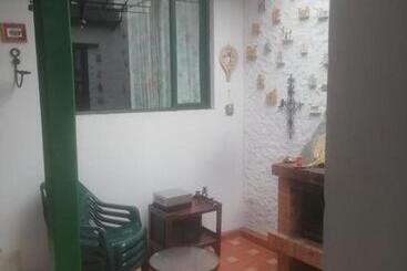 Отель Boutique La Cueva De La Luna, El Arte Se Hace Descanso