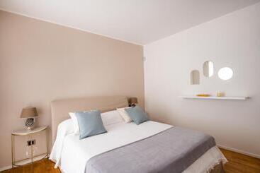 هتل Moncada Suites & Apartments