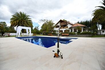 בית מלון כפרי Quinta La Constanza