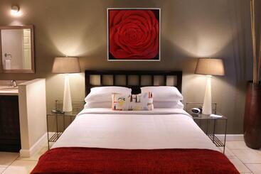 酒店 The Cabanas Guesthouse & Spa Gay Resort Catering To Gay Men