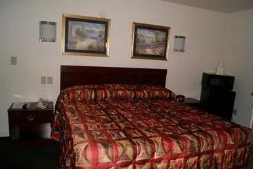 Hotel American Inn And Suites