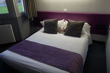 Szálloda Fasthôtel Niort