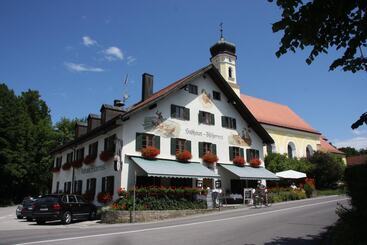 Otel Gasthaus Fischerrosl