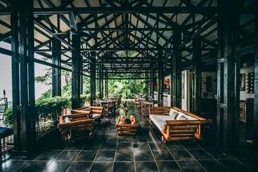 ホテル Tiki Villas Rainforest Lodge & Spa