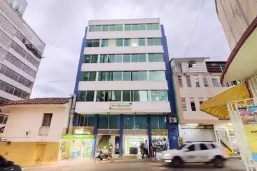Hotelli Konfort Inn