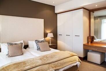 Hôtel Marine Square Luxury Suites