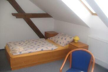 Hotel Pension Smetanuv Statek