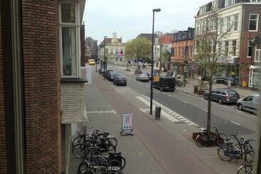 בית מלון כפרי Stone Hostel Utrecht