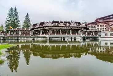 Aurelius Imparatul Romanilor Hotel & Spa
