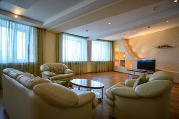 Отель Mayak   Om Building