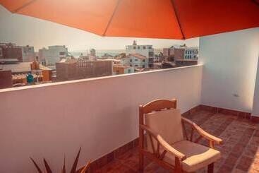 Wachaque Surf   Hostel