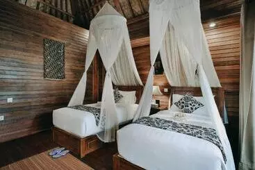 ホテル Bale Gede Lembongan