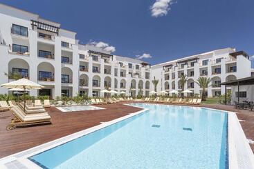 Hotel Pine Cliffs Ocean Suites, A Luxury Collection Resort & Spa, Algarve