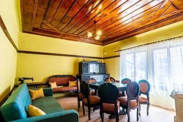 هاستل Theatre Old Town House