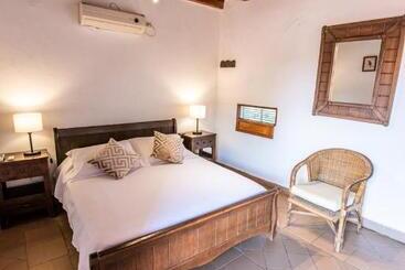 Bed and Breakfast La Casa Amarilla