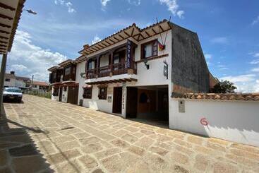 هتل Hospedería Villa Palva