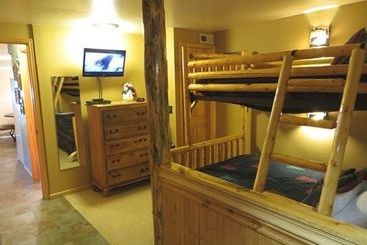 ホテル Three Seasons Condo