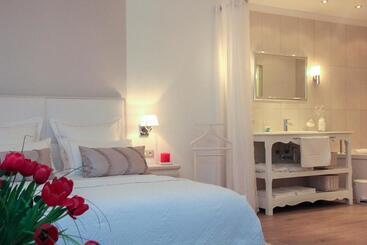 مبيت وإفطار Au Coeur Des Hôtes