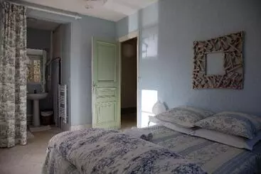 ベッドアンドブレックファースト Chambres D'hôtes Du Jardin Francais