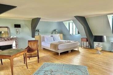 Aamiaismajoitus (B&B) Château De La Giraudière