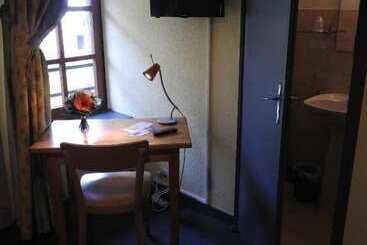 בית מלון כפרי Aux Globe Trotters