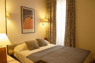 هتل Hôtel Du Cygne Paris