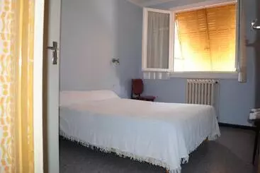 Hotel Le Logis Charmant