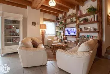 ベッドアンドブレックファースト Chambres D Hôtes La Grangelitte
