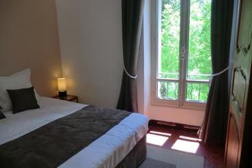 ベッドアンドブレックファースト Le Moulin De Varrians