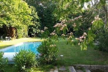 ベッドアンドブレックファースト Le Petit Manoir De Kériolet