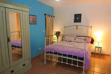 Nocleg ze śniadaniem Les Montades Chambres D Hôtes