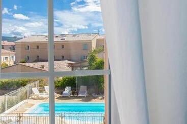 Hotel Auberge De La Cauquiere