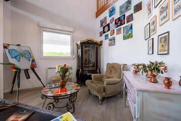 בית מלון כפרי Eqynox