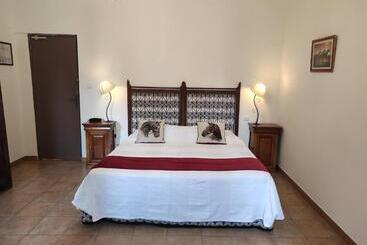 酒店 Logis Hôtel Restaurant Gîte La Bastide Du Vébron