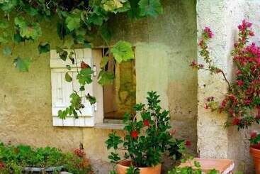 مبيت وإفطار Chateau Le Baudou