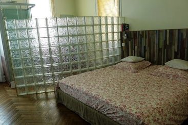 Bed and Breakfast Clos Des Boulevards