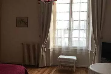 Aamiaismajoitus (B&B) Demeure De Beaulieu