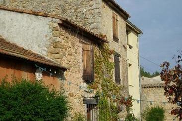 مبيت وإفطار Les Gîtes Du Lac