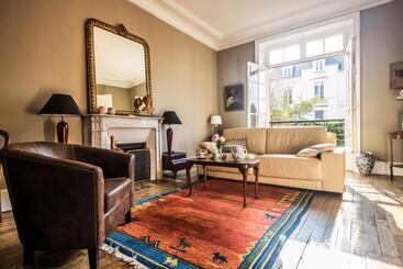 Bed and Breakfast Villa Athanaze