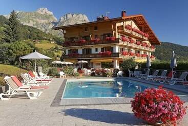 Hotel Le Chamois D'or