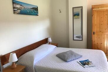 ホテル Aux Tamaris