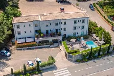 هتل Rossi Hôtel